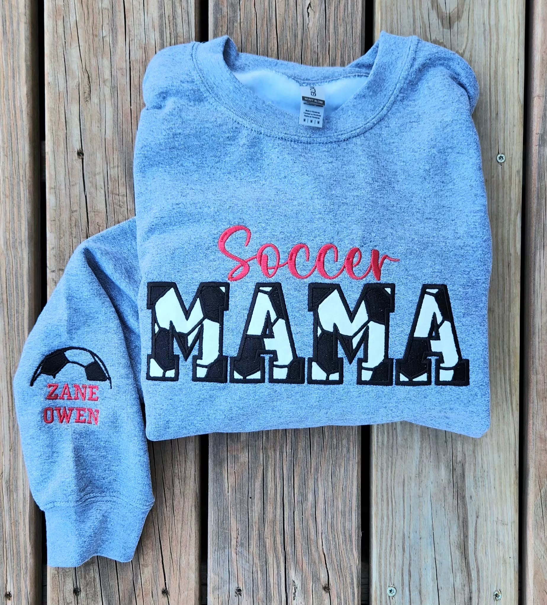SOCCER GLITTER MAMA TEE OR SWEATSHIRT